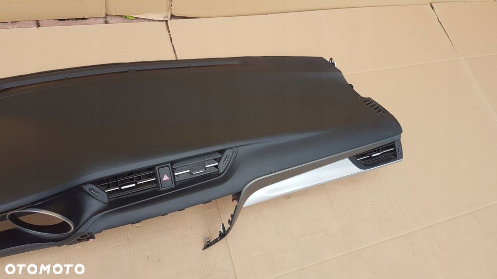konsola deska rozdzielcza toyota avensis t27 lift t29 16- demontaż oryginał - 3
