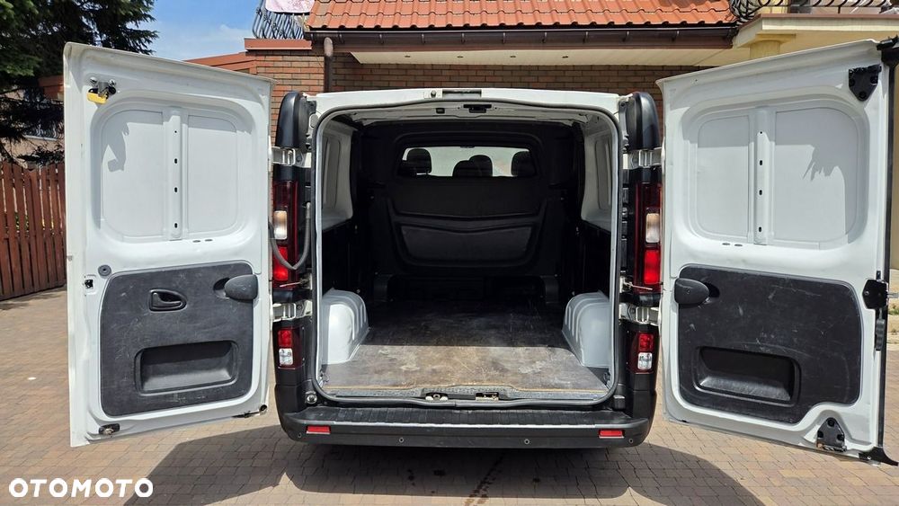 Renault Trafic - 13
