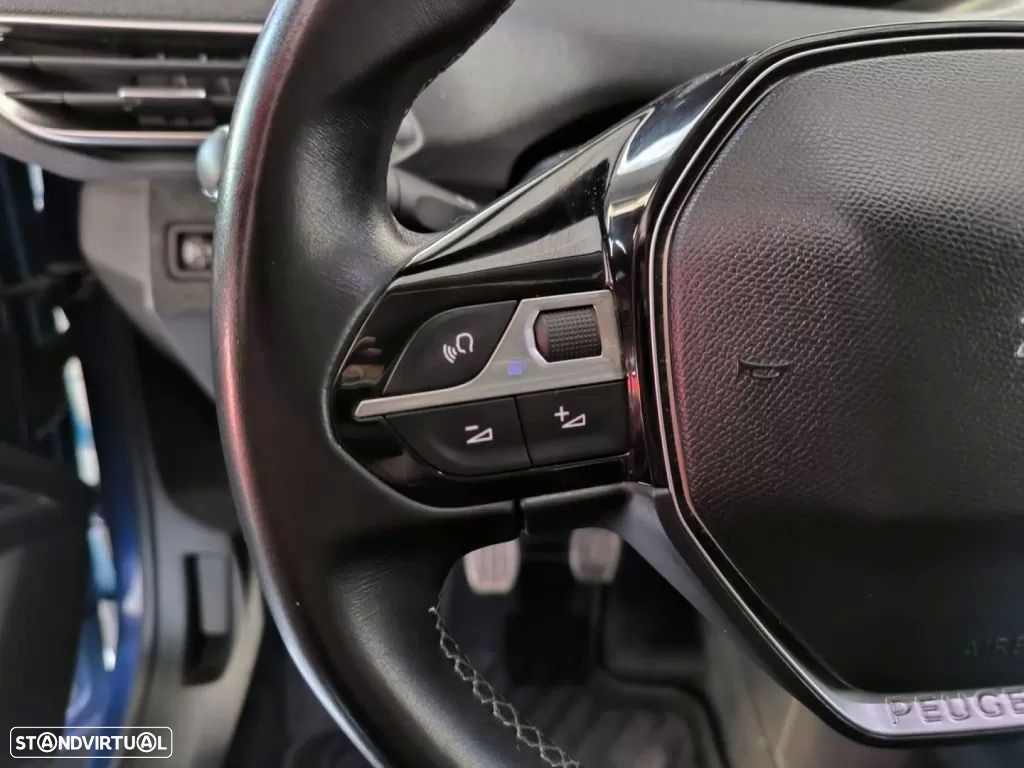 Peugeot 3008 1.2 PureTech Allure - 22