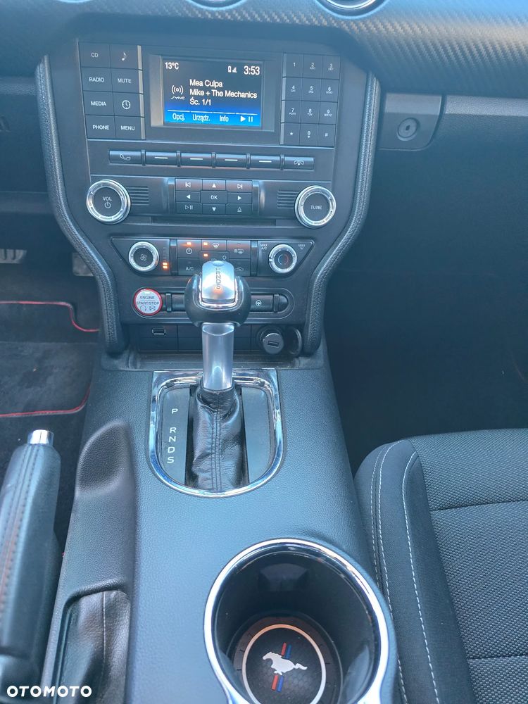 Ford Mustang - 18