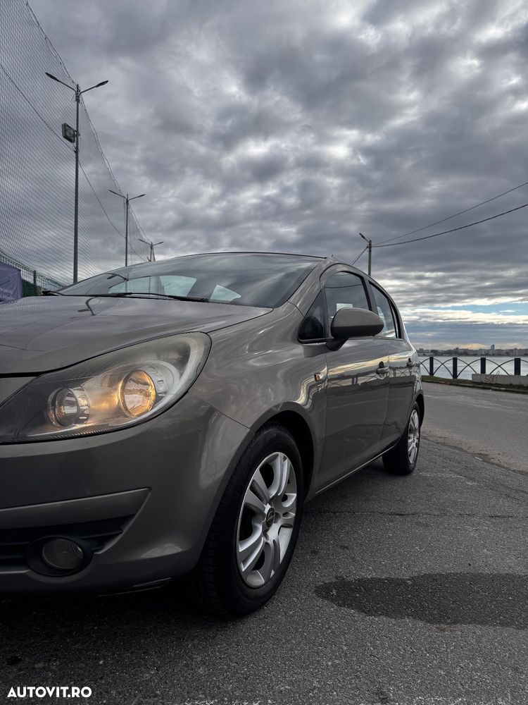 Opel Corsa - 1