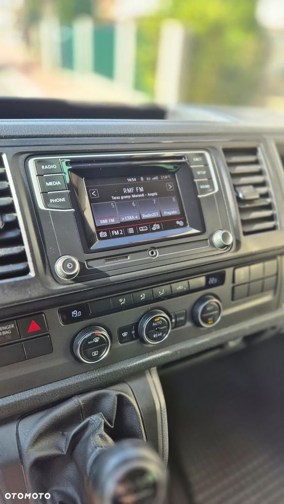 Volkswagen Caravelle 2.0 TDI L1 Trendline - 9