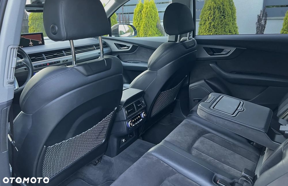 Audi Q7 45 TDI mHEV Quattro S Line Tiptr - 12