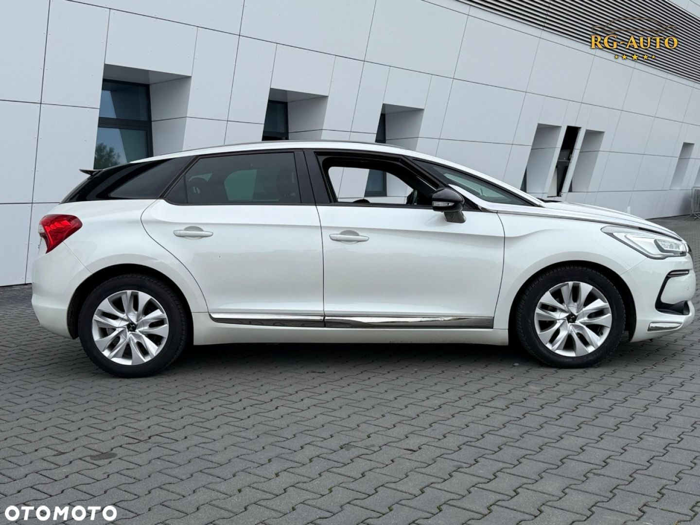 DS Automobiles DS 5 - 6