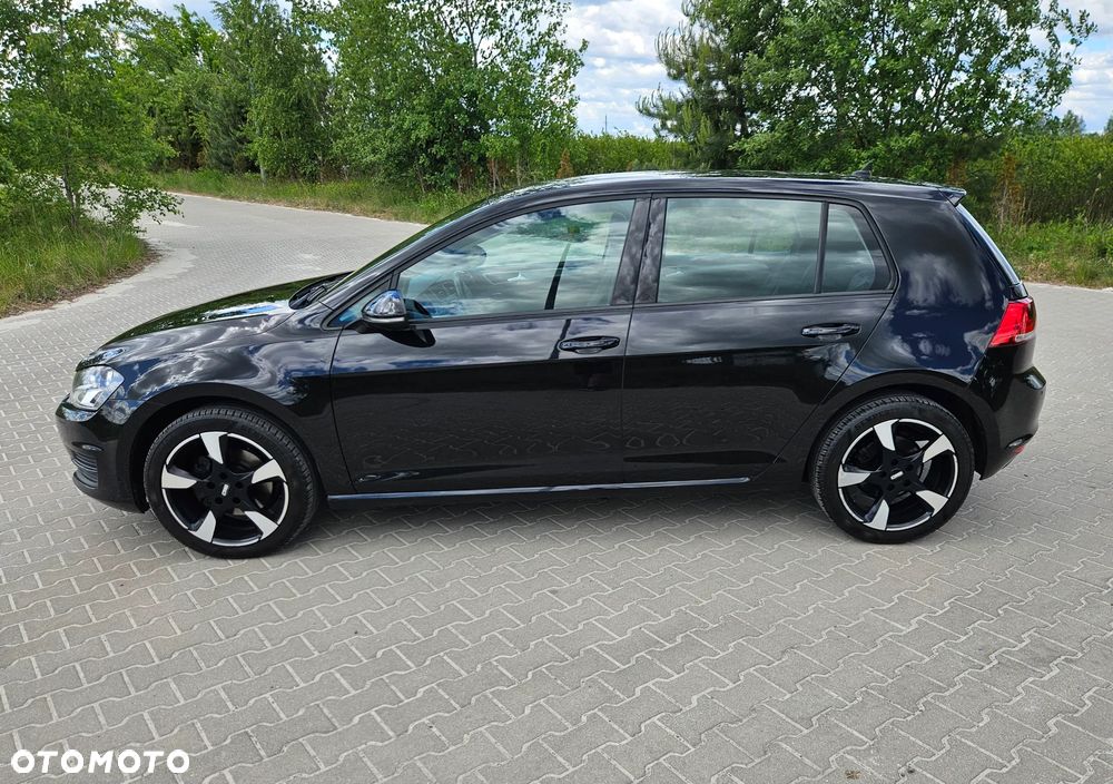 Volkswagen Golf 1.6 TDI BlueMotion Technology Comfortline - 11