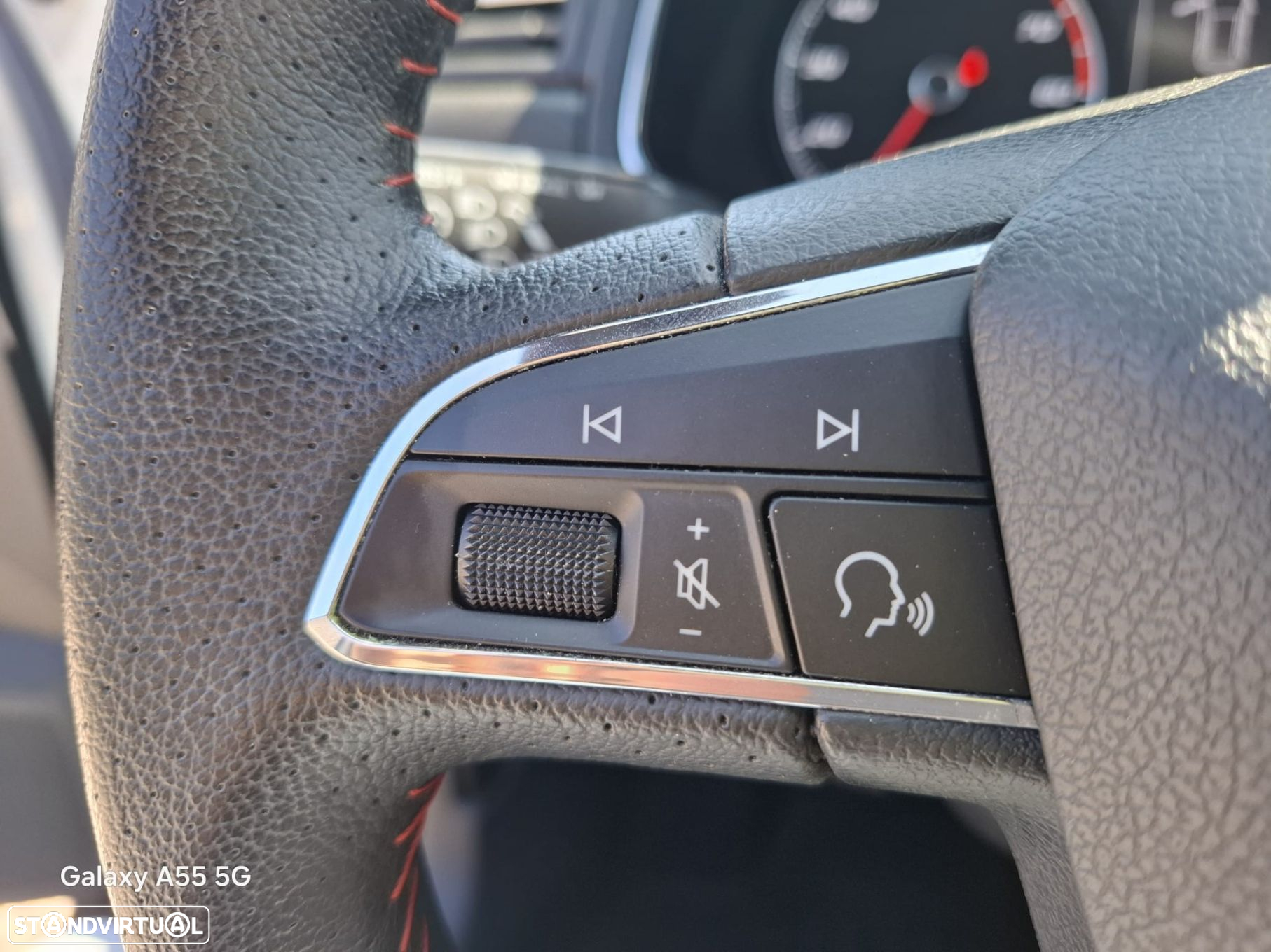 SEAT Arona 1.0 TSI FR - 37