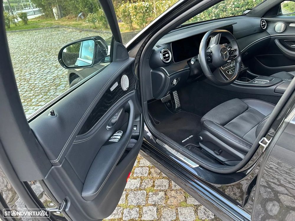 Mercedes-Benz E 300 de AMG Line - 11