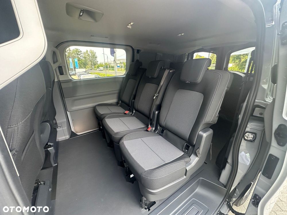 Volkswagen Transporter Kombi N1 - 24