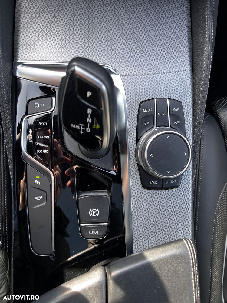 BMW Seria 5 520d Touring Aut. M Sport Edition - 31