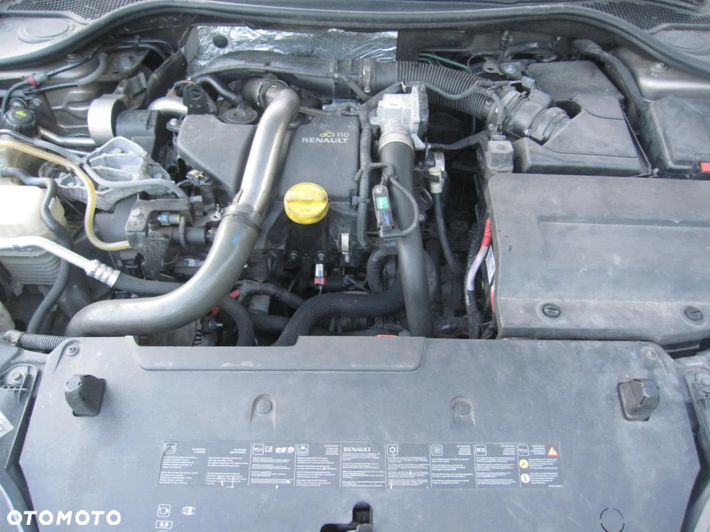 Renault Laguna dCi 110 FAP Bose Edition - 12