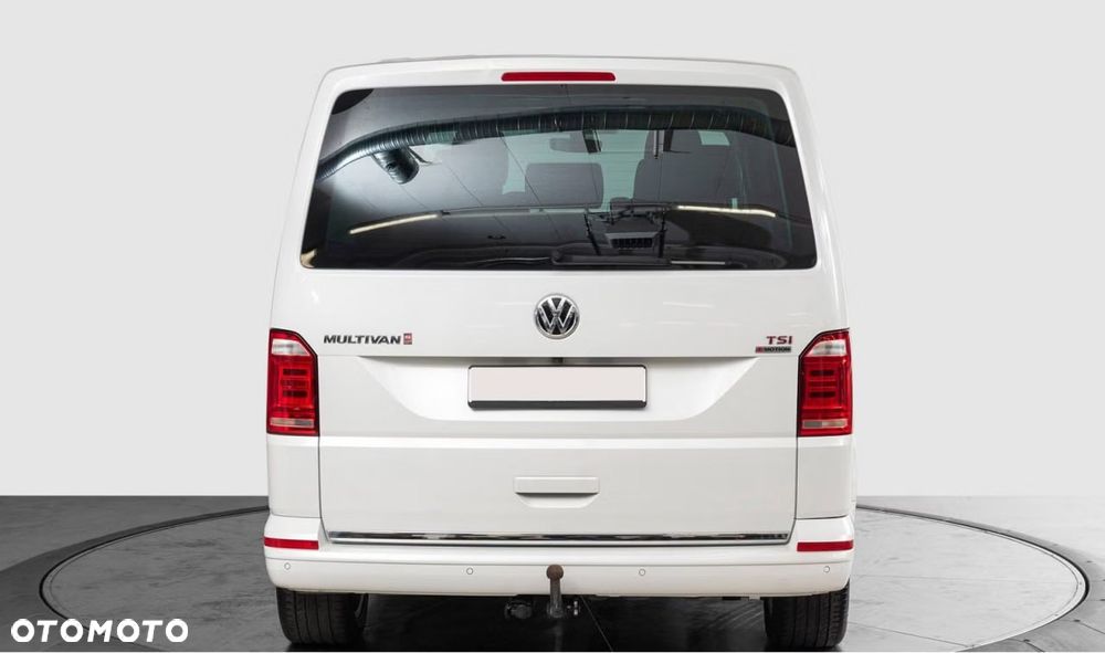 Volkswagen Multivan - 8