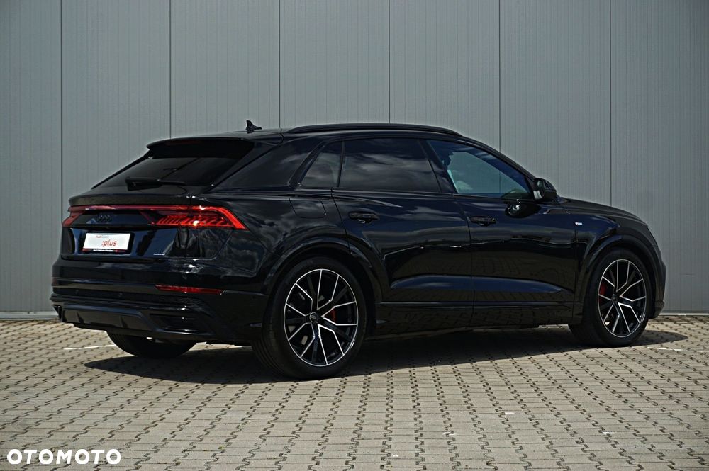 Audi Q8 - 3