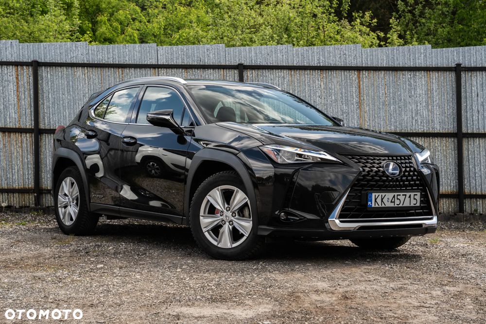 Lexus UX - 3