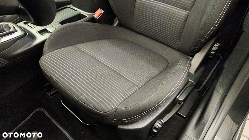 Ford Focus 1.0 EcoBoost mHEV Titanium X - 17