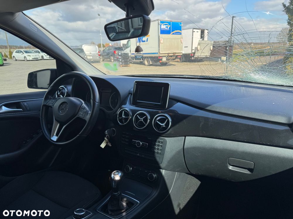 Mercedes-Benz Klasa B 200 CDI - 16