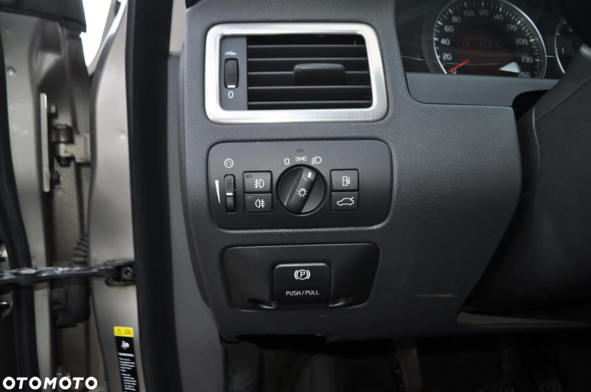 Volvo V70 DRIVe Momentum - 29