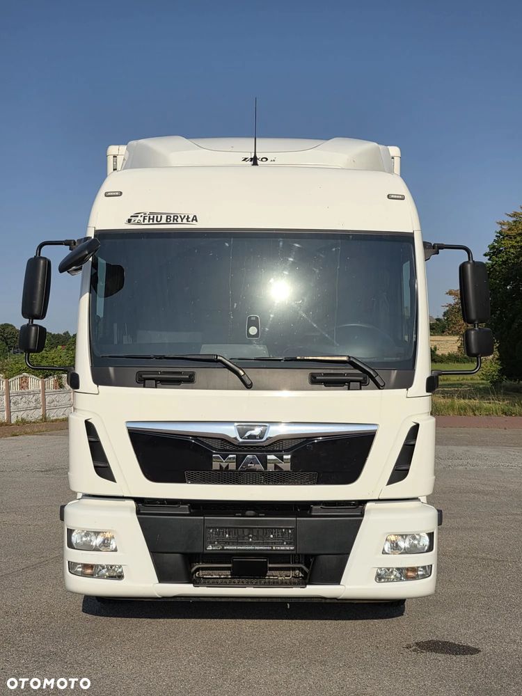MAN TGL 12.250 / KONTENER / IZOTERMA / WINDA / 2019R / EURO 6 / PEŁEN SERWIS /  6 TON ŁADOWNOŚĆ  / SPROWADZONY / ZADBANY / JAK NOWY /  KSIĄŻKA SERWISOWA / E6 / 17 PALET - 3
