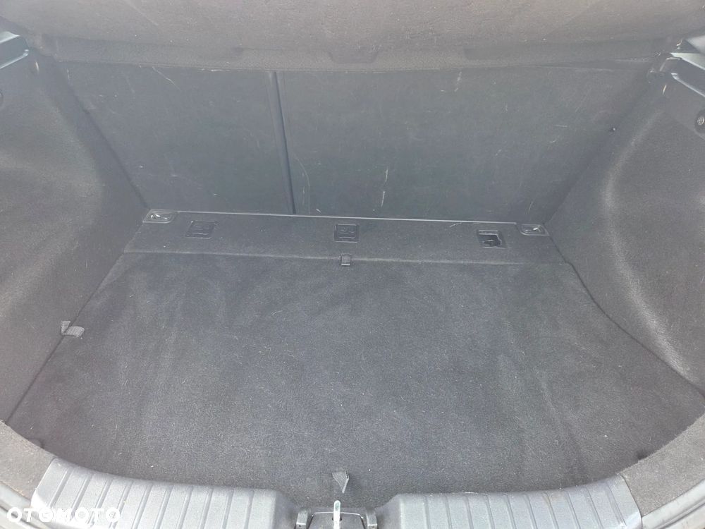 Hyundai i30 1.6 CRDi Premium - 34