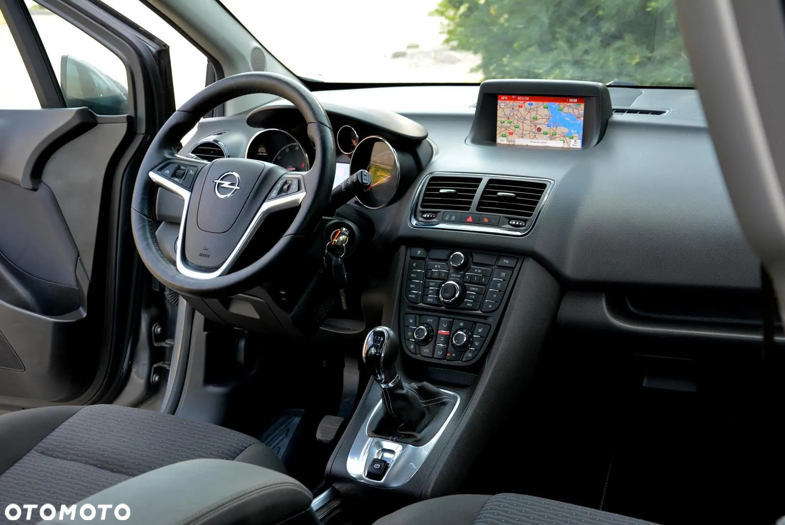 Opel Meriva 1.4 T Cosmo - 27