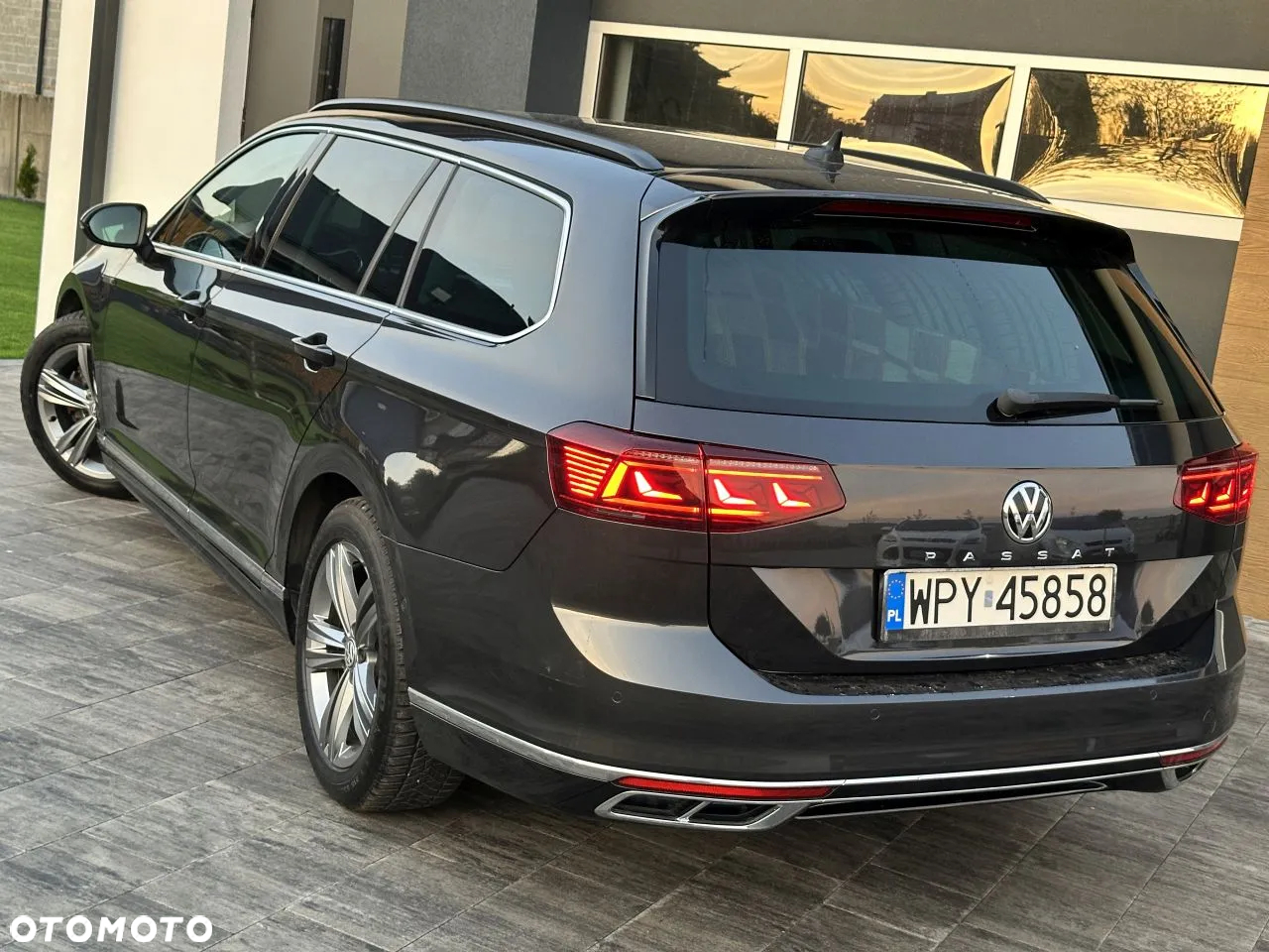 Volkswagen Passat Variant 1.6 TDI SCR DSG Business - 7