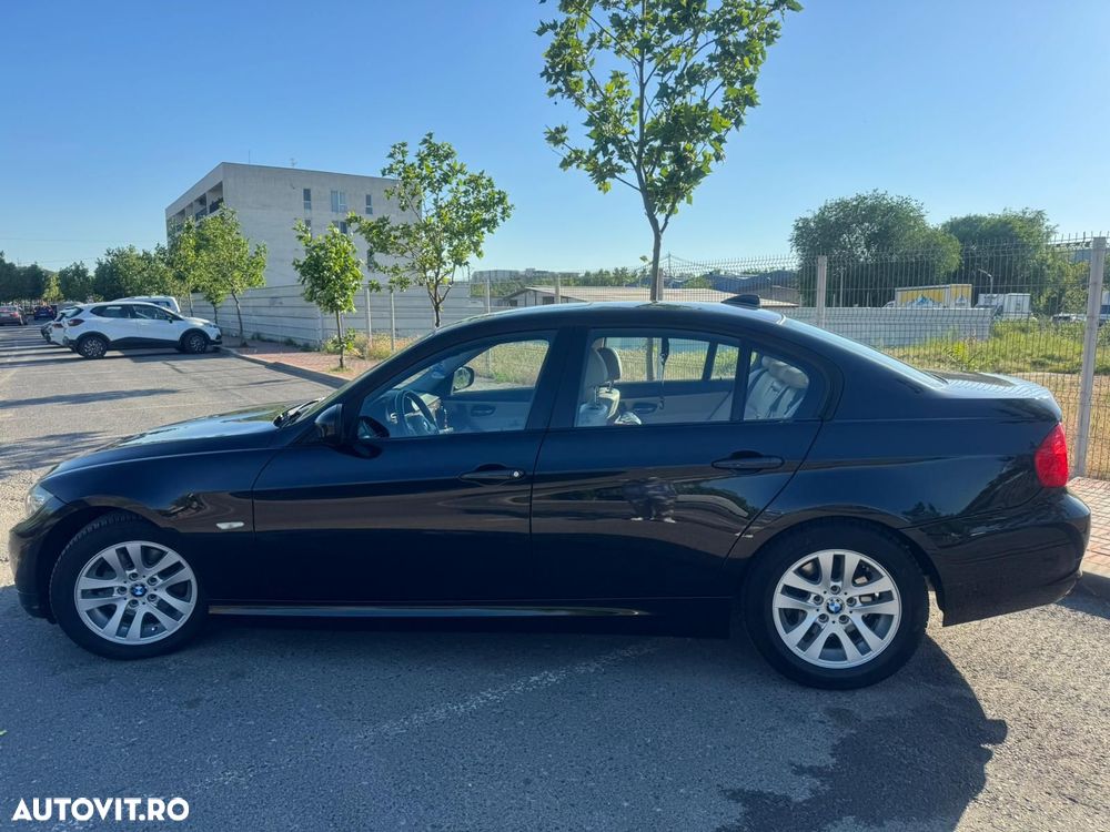 BMW Seria 3 318i Aut. - 4