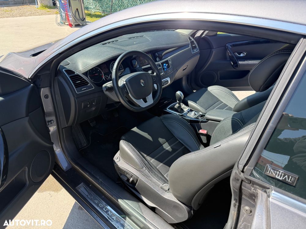 Renault Laguna 2.0dCi Initiale - 17