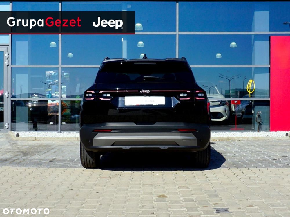 Jeep Compass - 12