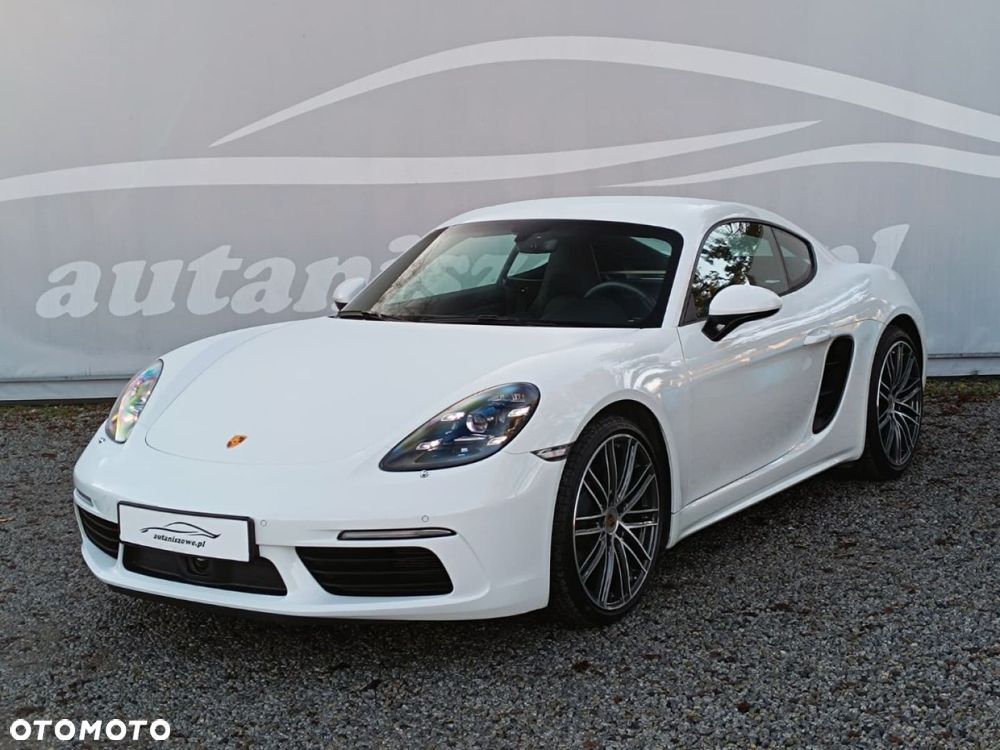 Porsche 718 Cayman - 10