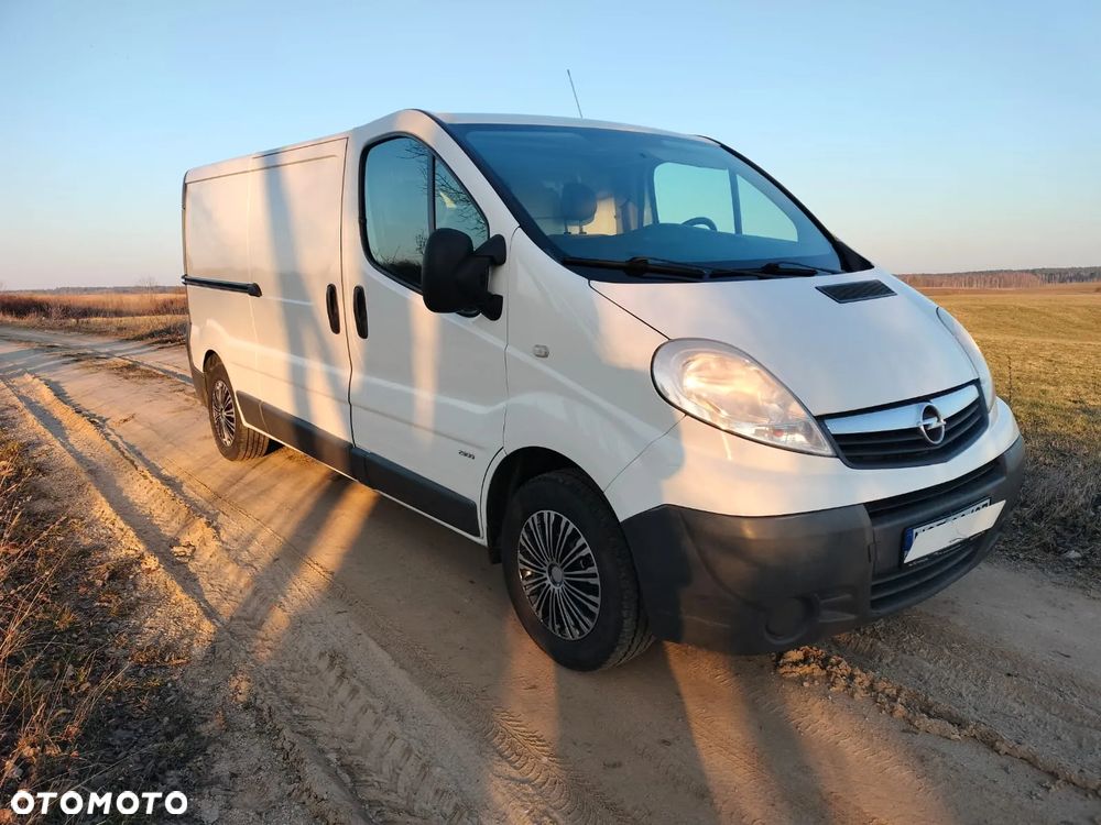 Opel vivaro - 14