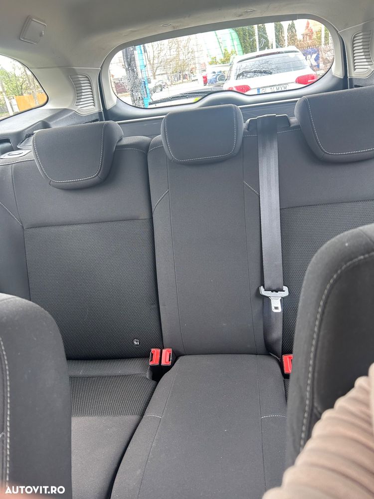 Ford Focus 1.5 TDCi Titanium - 10