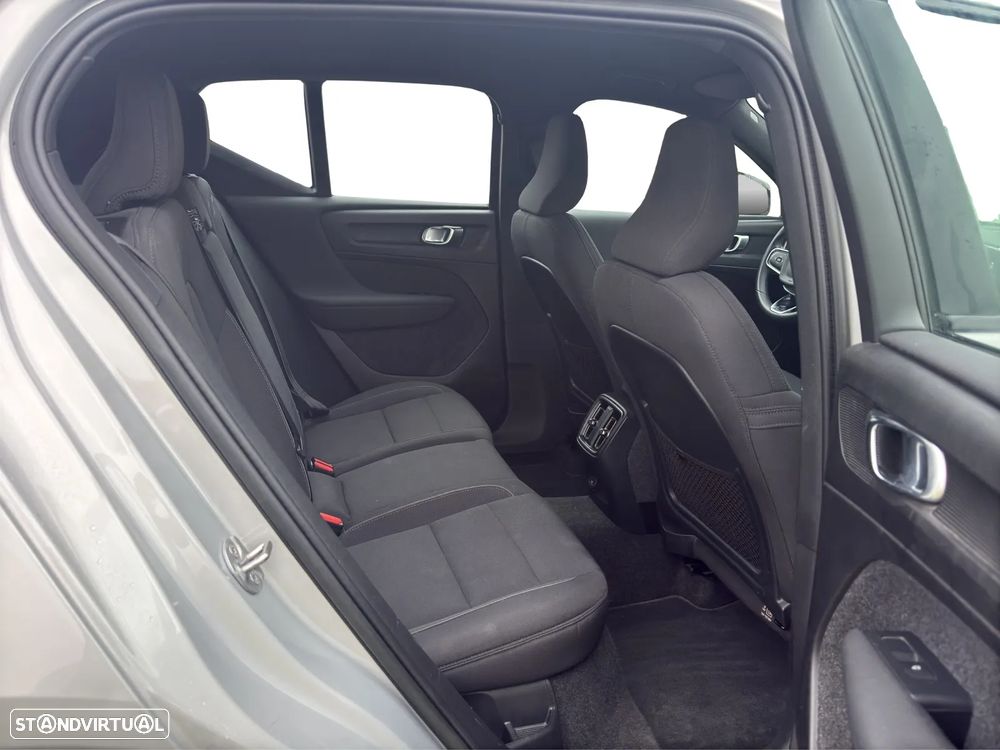 Volvo XC 40 Recharge 69 kWh Single Motor Core - 16