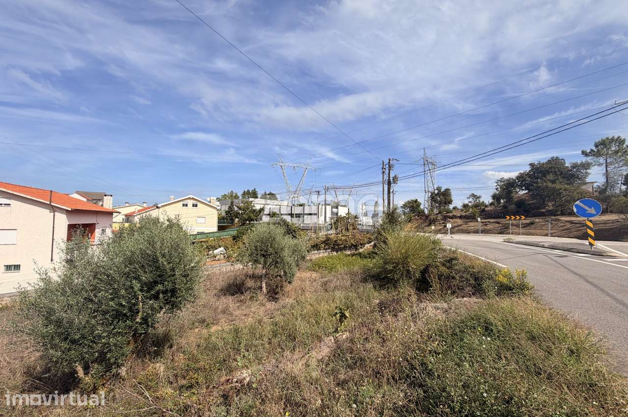 Terreno com 776 m² em Marco dos Pereiros, Coimbra - Grande imagem: 4/16