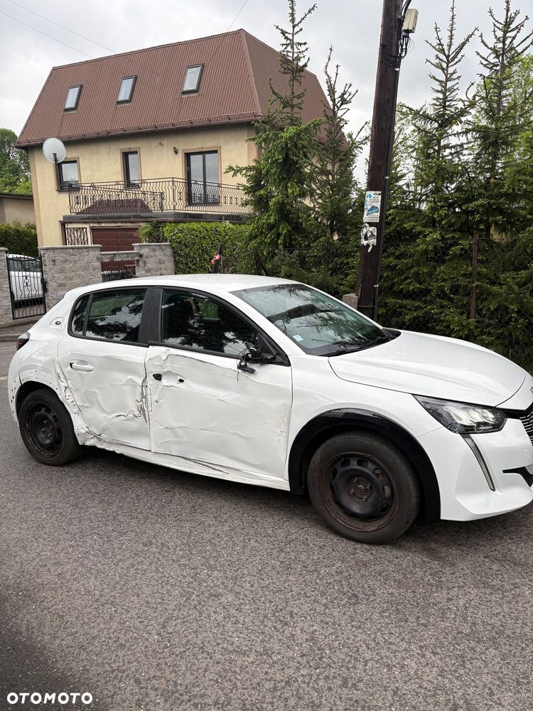 Peugeot 208 Elektromotor 136 GT Pack - 10
