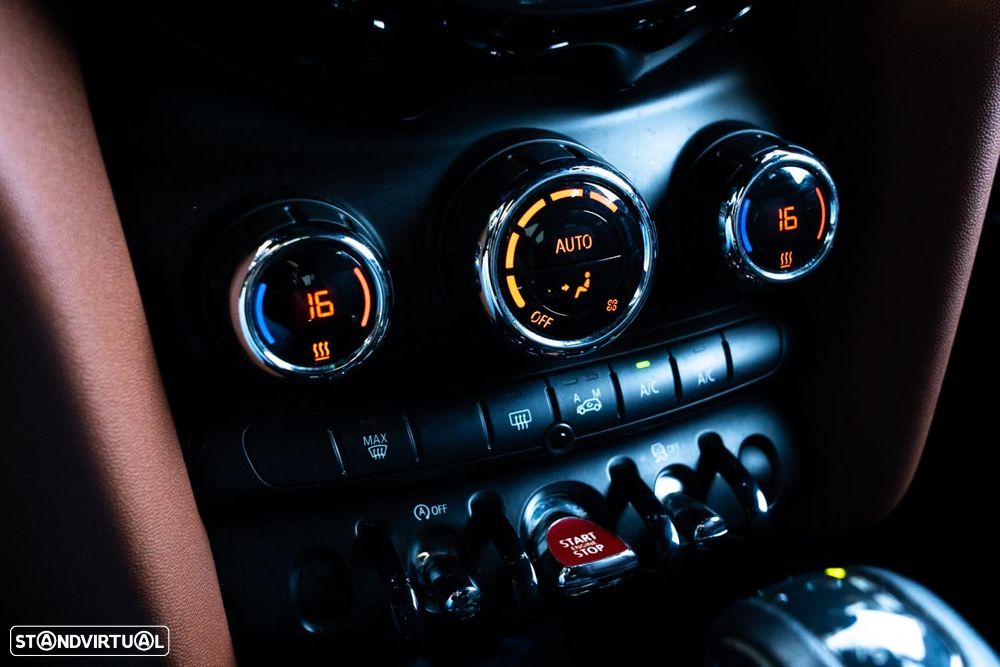 MINI 5 Portas Cooper D Auto - 4