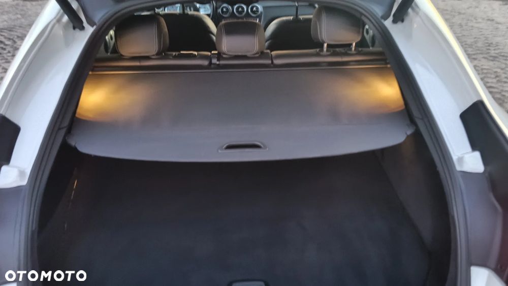 Mercedes-Benz GLC - 18