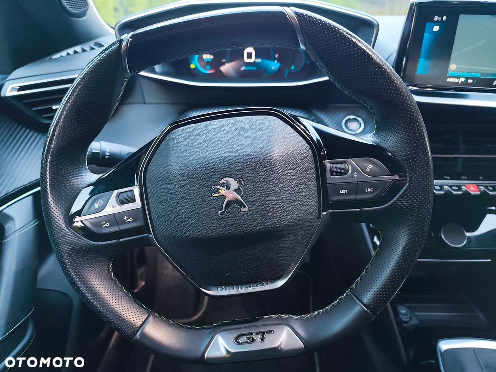 Peugeot 2008 1.2 PureTech GT Line S&S - 20