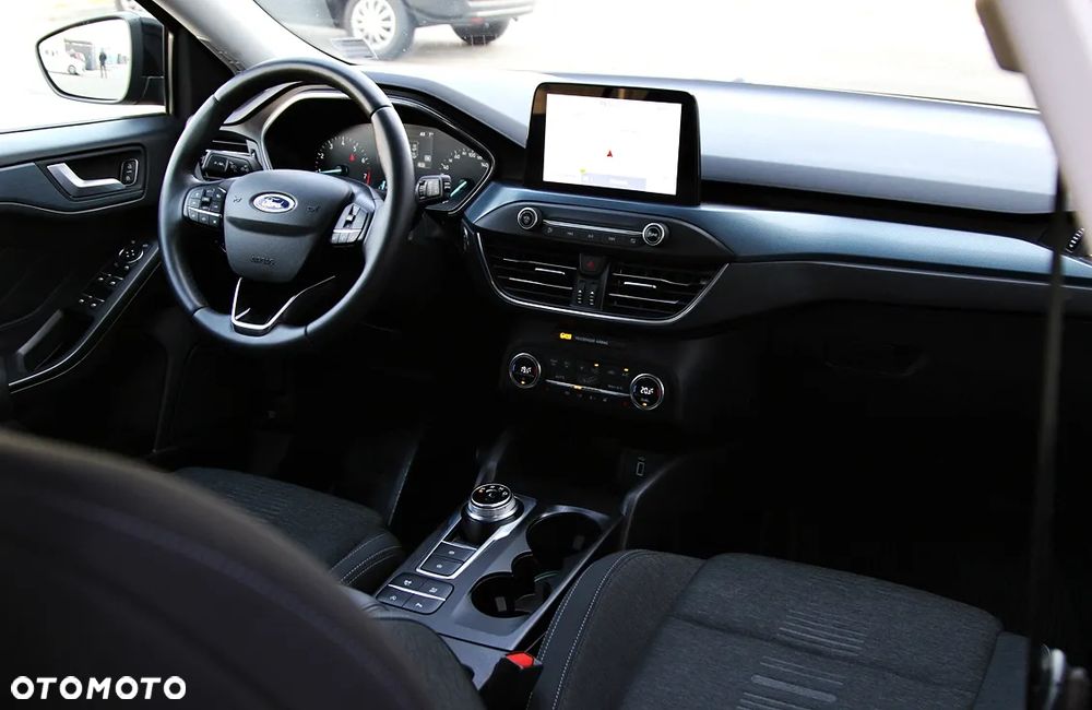 Ford Focus 1.0 EcoBoost Active - 35