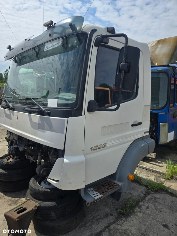 Kabina Mercedes Axor kompletna