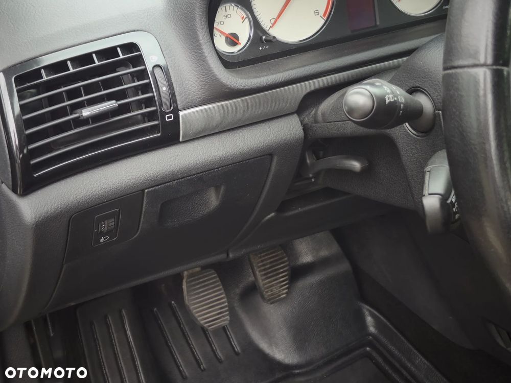Peugeot 407 - 21