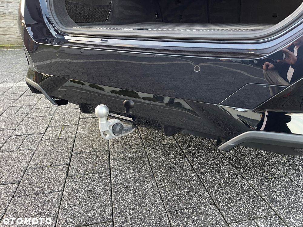 BMW Seria 5 520i mHEV M Sport - 11