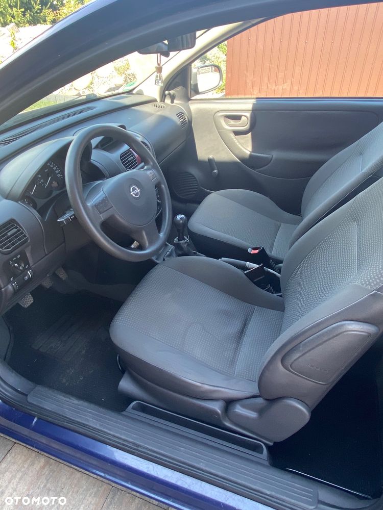 Opel Corsa 1.0 12V NJoy - 2