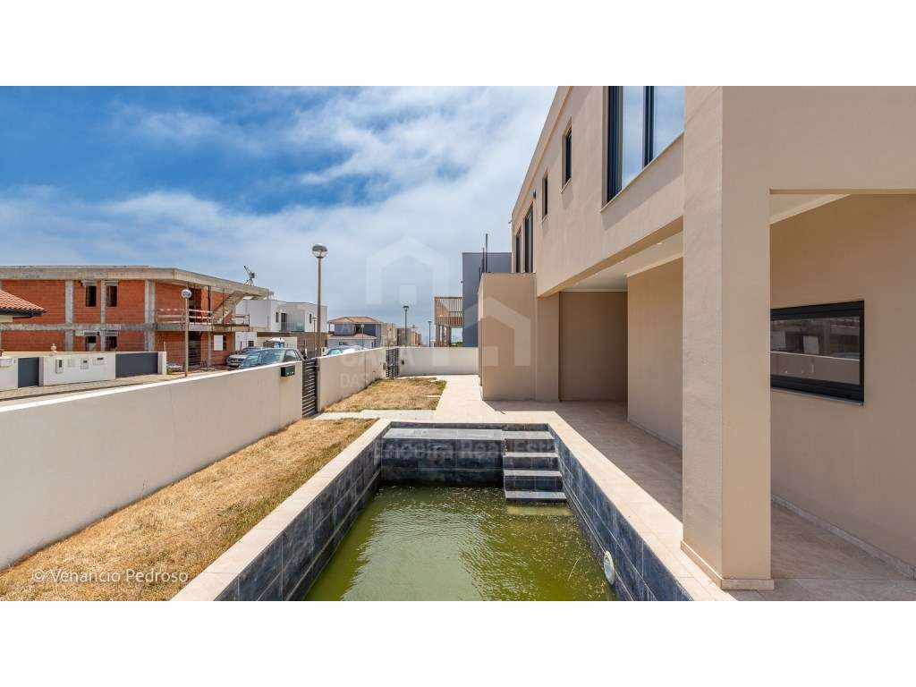Vende Moradia T3 - Ericeira, A Casa das Casas - Grande imagem: 3/28
