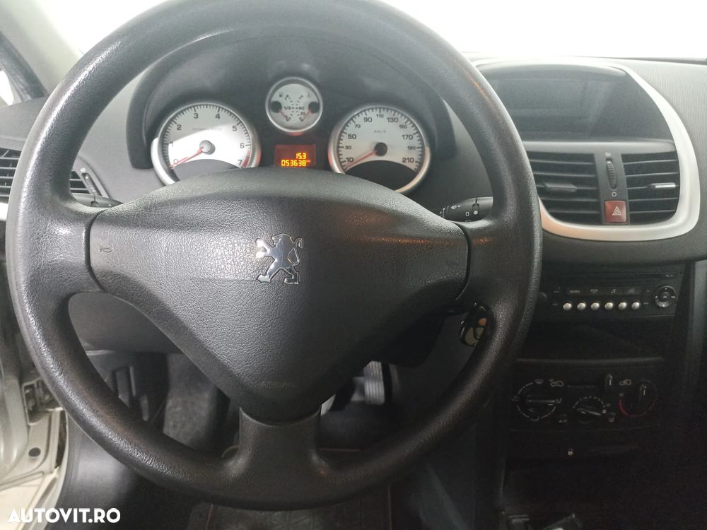 Peugeot 207 1.4E 16V Trendy - 9