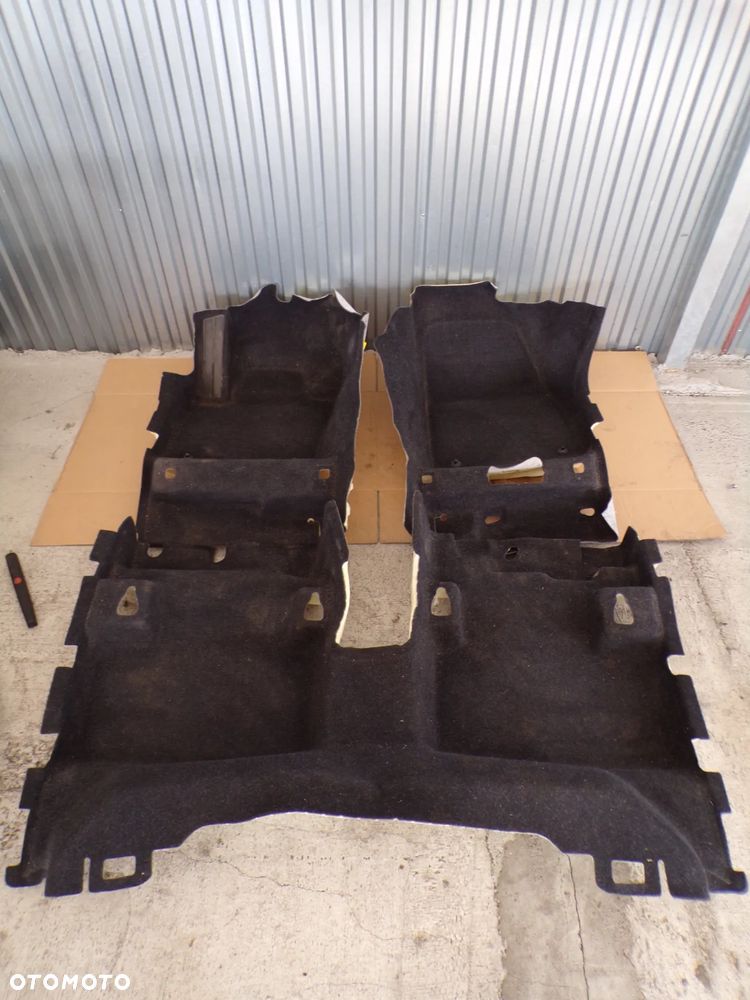 DYWAN WYKŁADZINA VOLVO XC40 II - 1