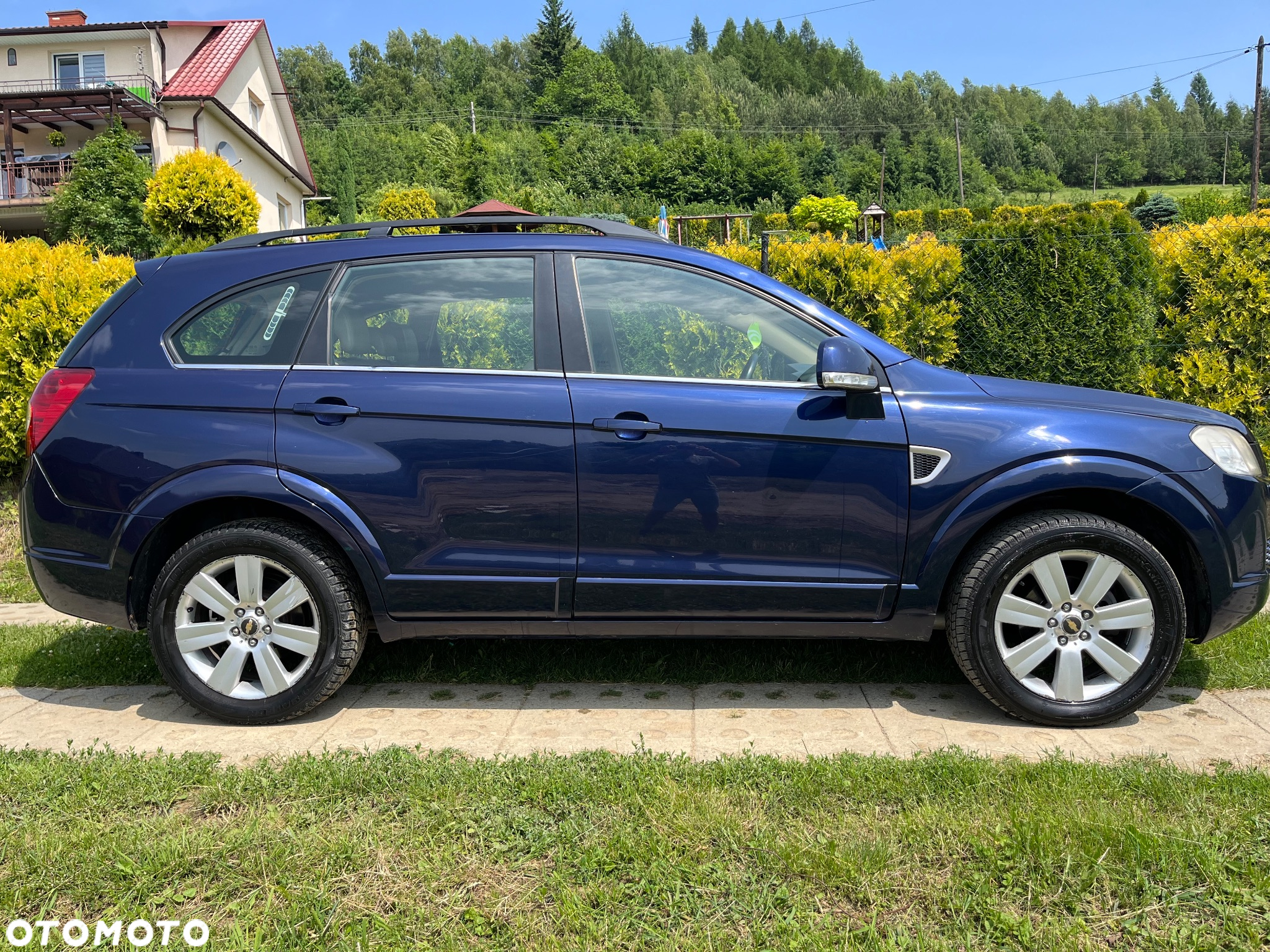 Chevrolet Captiva 2.0 4WD 7 Sitzer Automatik LT Exclusive - 3