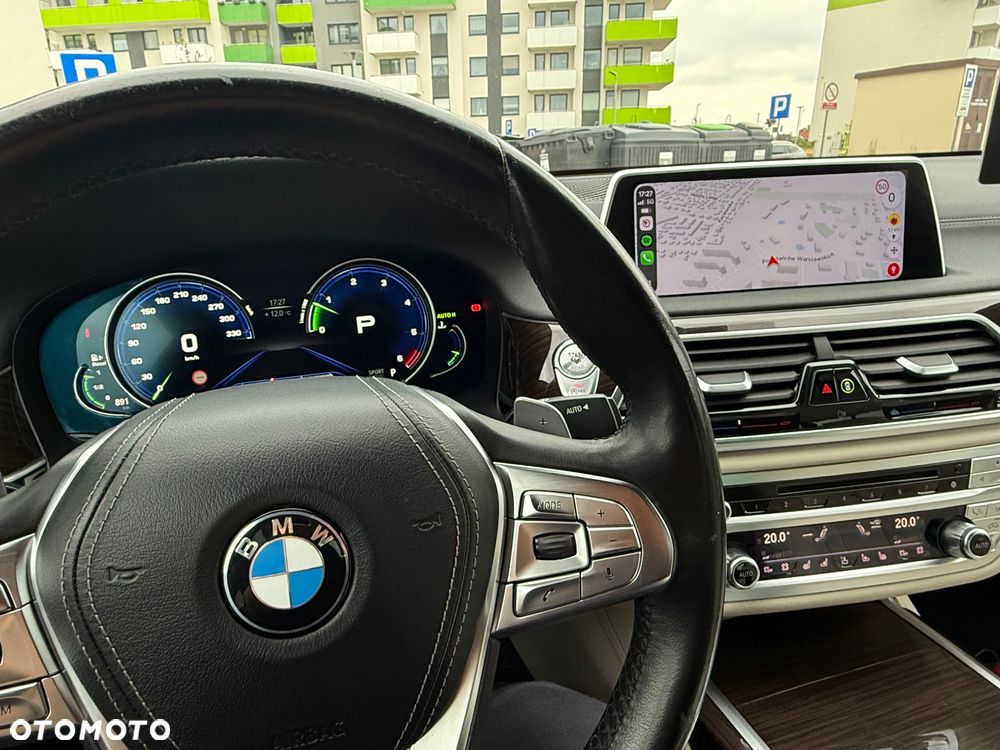 BMW Seria 7 740d xDrive - 12