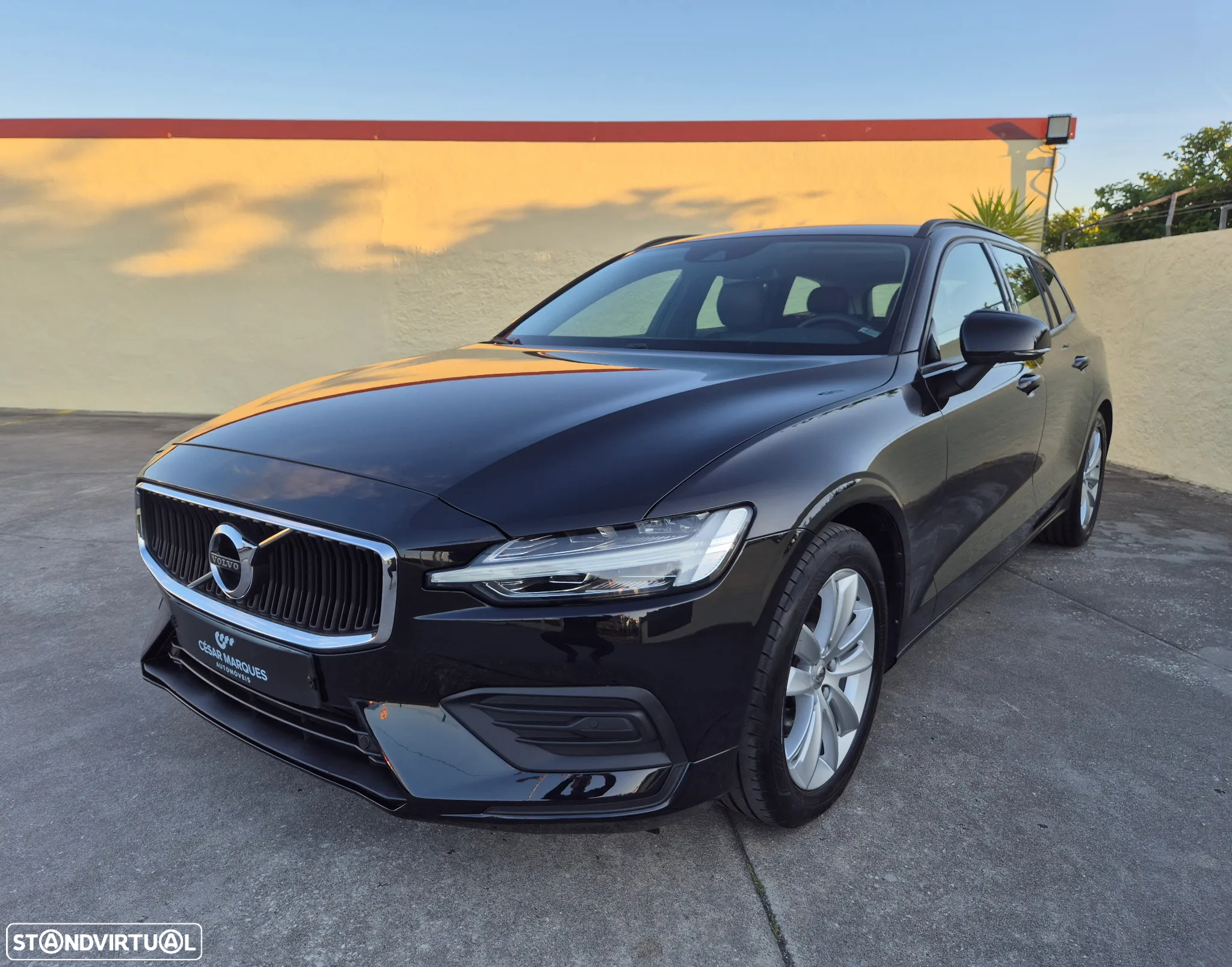 Volvo V60 2.0 D3 Momentum Plus Geartronic - 12