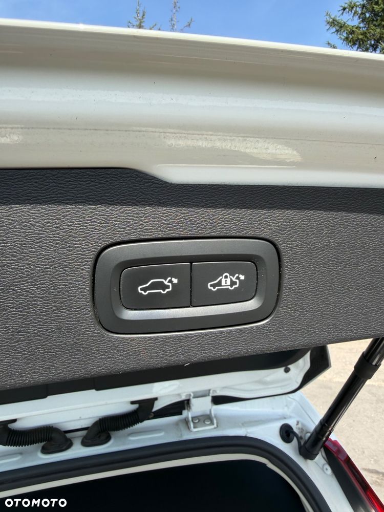 Volvo V60 D4 Geartronic - 22