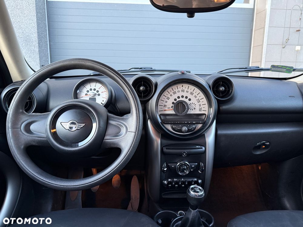 MINI Countryman One D - 7
