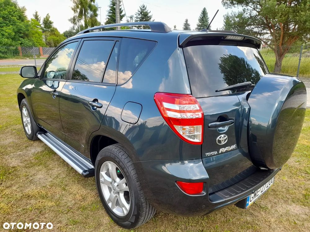 Toyota RAV4 2.2 D-4D Prestige - 16